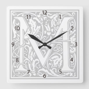William Morris Alphabet "M" Quadratische Wanduhr