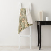William Morris Antique Honeysuckle Floral Classic Sherpadecke (Beispiel)