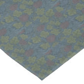 William Morris Blue Floral Valley Wallpaper Design Tischdecke (Schrägansicht)
