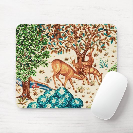 William Morris Deer by a Brook Tapestry Beige Mousepad (Mit Mouse)
