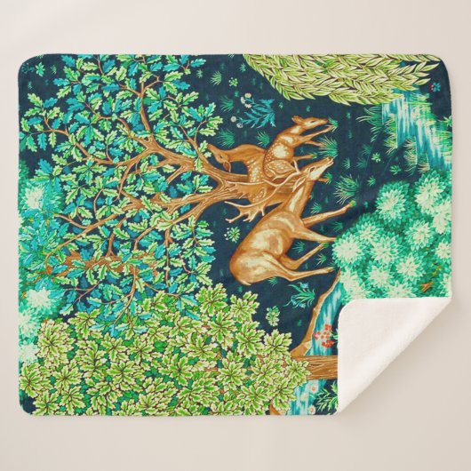 William Morris Deer by a Brook Tapestry Sherpadecke (Vorderseite (Horizontal))