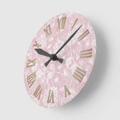 William Morris Floral Pattern in Pink Runde Wanduhr (Winkel)