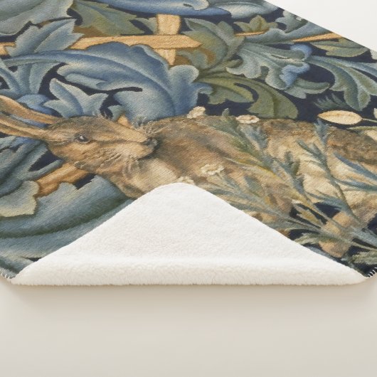 William Morris Forest Rabbit Floral Art Nouveau Sherpadecke (3/4)