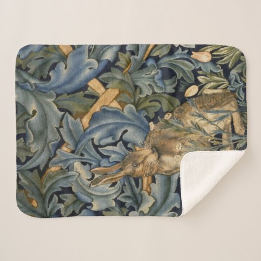 William Morris Forest Rabbit Floral Art Nouveau Sherpadecke (Vorderseite (Horizontal))