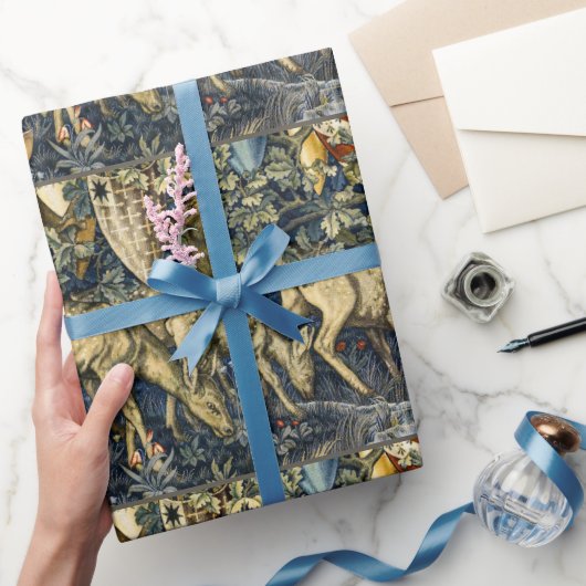 William Morris Hirsch und Schilde in üppiger Lands Geschenkpapier (Schenken)