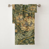 William Morris Honeysuckle Green Badhandtuch Set (Insitu)