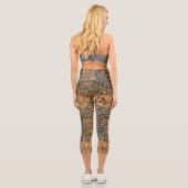 William Morris Honeysuckle Rich Wallpaper Capri Leggings (Rückseite)
