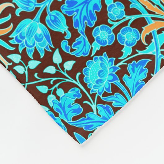 William Morris Hyacinth Print, Aqua und Brown Fleecedecke (Ecke)