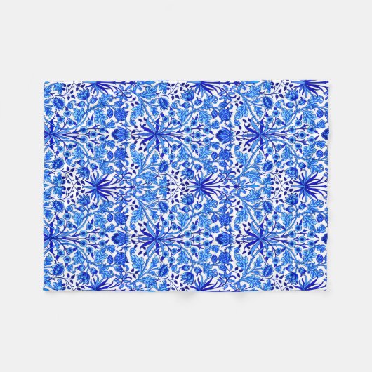 William Morris Hyacinth Print, Cobalt Blue & White Fleecedecke (Vorderseite (Horizontal))