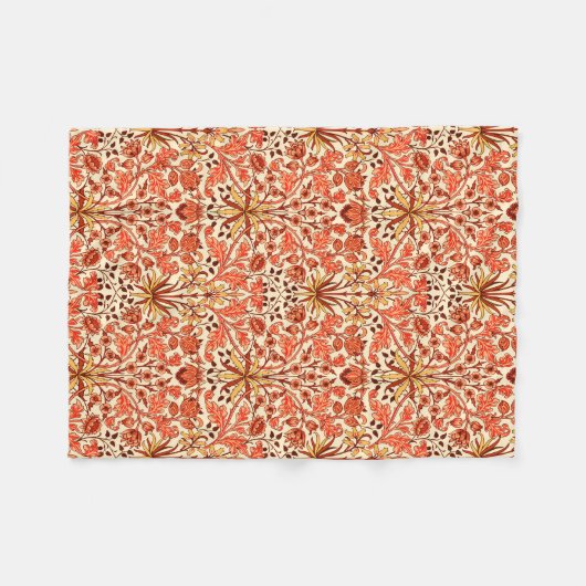 William Morris Hyacinth Print, Orange und Rust Fleecedecke (Vorderseite (Horizontal))