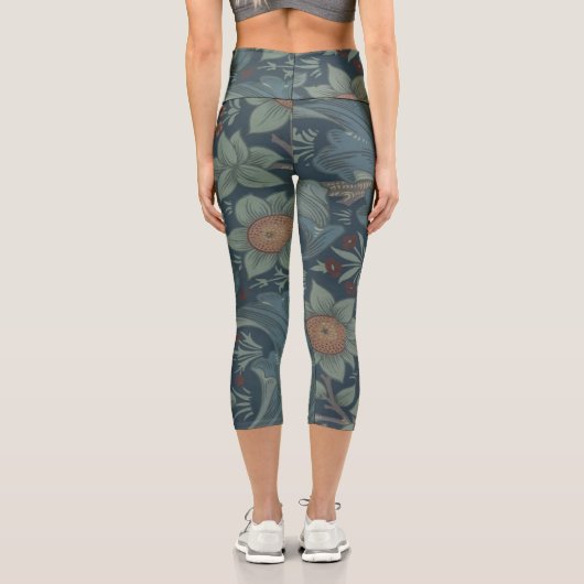 William Morris Orchard Pattern Art Capri Leggings (Rückseite)