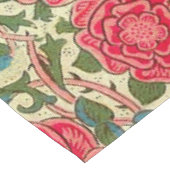 William Morris Rose Floral Chintz Pink Tischdecke (Schrägansicht)