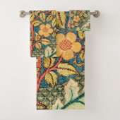 William Morris Rose Wreath Badhandtuch Set (Insitu)