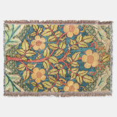 William Morris Rose Wreath (Zoomed) Throw Blanket Decke (Vorderseite)