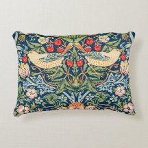 William Morris Strawberry Diief Floral Art Nouveau