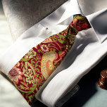 William Morris Strawberry Thief Neck Tie Krawatte<br><div class="desc">William Morris Strawberry Diief Design. Fügen Sie Ihren Label-Text hinzu! William Morris war ein englischer Textil-Designer, Künstler, Schriftsteller und Sozialist, der mit der Pre-Raphaelite Brotherhood und British Arts and Crafts Movement assoziiert war. Er gründete eine Designfirma in Partnerschaft mit dem Künstler Edward Burne-Jones und dem Dichter und Künstler Dante Gabriel...</div>