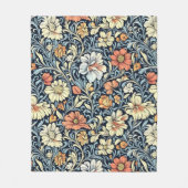 William Morris style floral acanthus pattern Fleecedecke (Vorderseite)