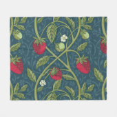 William Morris Style Strawberry Floral Pattern Fleecedecke (Vorderseite (Horizontal))