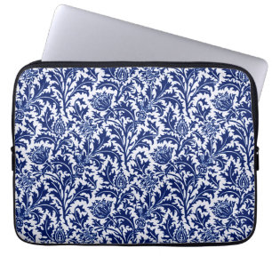 William Morris Thistle Damask, Cobalt Blue & White Laptopschutzhülle