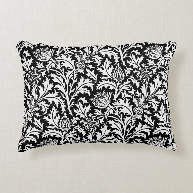 William Morris Thistle Damask, Schwarz und Weiß Dekokissen (Vorderseite)