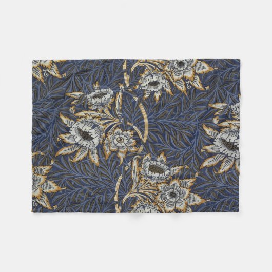 william morris tulip and willow tapestry pattern fleecedecke (Vorderseite (Horizontal))