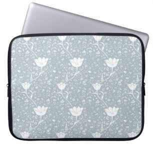 William Morris Tulips in weißem Muster Laptopschutzhülle