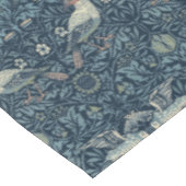 William Morris Vintag Bird Pattern Tischdecke (Schrägansicht)