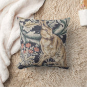 William Morris Vintag Forest Rabbit Floral Kissen (Decke)