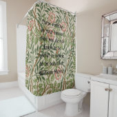 William Morris-Zitat auf Blumenmuster Duschvorhang (Beispiel)