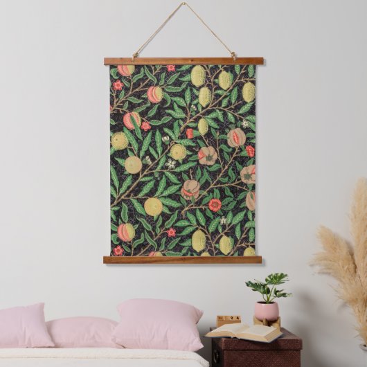 William Morris's Fruit pattern (1862) Wandteppich Mit Holzrahmen (Schlafzimmer)