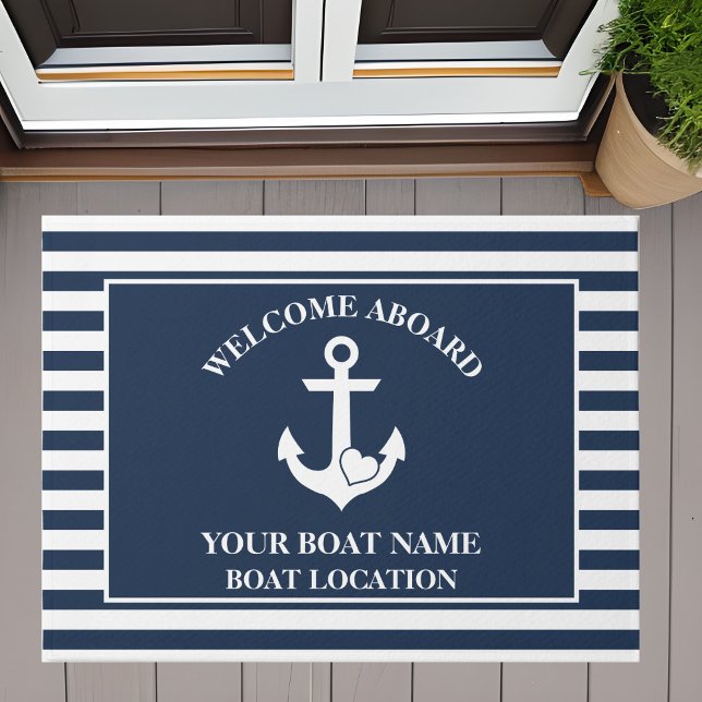 Willkommen an Bord der Nautical Boat Admirer Herza Fußmatte (Von Creator hochgeladen)