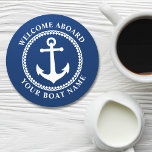 Willkommen an Bord des Bootes Name Sea Anchor Navy Runder Pappuntersetzer<br><div class="desc">Ein stilvolles nautisch thematisches Papier Untersetzer Set mit Begrüßung an Bord und Ihrem personalisierten Bootsnamen oder anderen gewünschten Text. Enthält einen speziell entworfenen Seeanker mit Diamantenschneider. Kommt in Weiß auf marineblau oder ändert einfach die Grundfarbe an Ihre aktuelle Dekoration.</div>