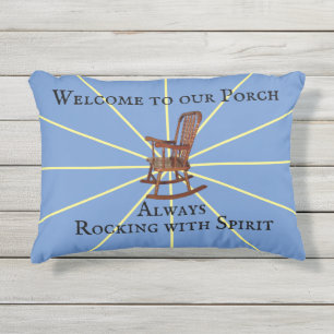 Willkommen auf unserer Terrasse, die immer mit Gei Kissen Für Draußen