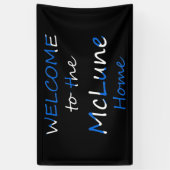Willkommen bei der YourName Zuhause Scottish Flag- Banner (Vertikal)