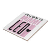 Willkommen bei Miami Leo 10 - GOAT Fliese (Seite)