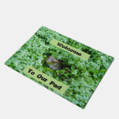 Willkommen bei unserem Pad Green Frog Doormat Fußmatte (Schrägansicht)