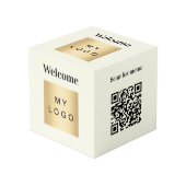 Willkommen Business Logo QR Code Elfenbeinmenü Tab Würfel (Vorderseite Schrägansicht)