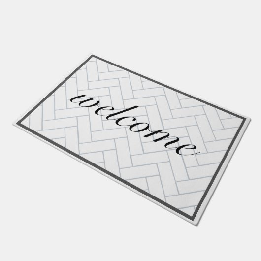 Willkommen Einfaches Schwarz-weißes Zickzack Reihe Fußmatte (Schrägansicht)