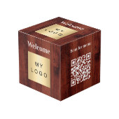 Willkommen Firmenlogo QR-Code-Holzmenü Würfel (Vorderseite Schrägansicht)