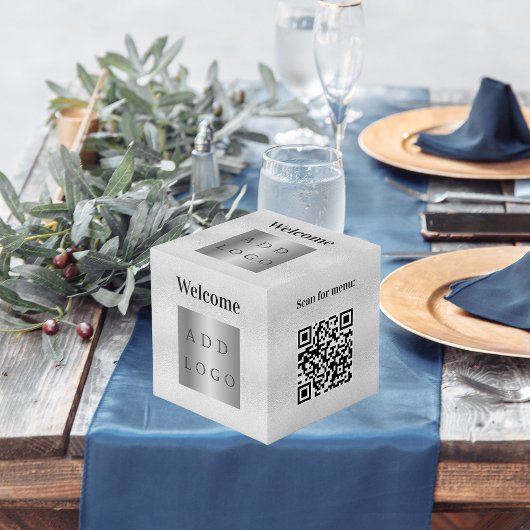 Willkommen Firmenlogo QR-Code Würfel