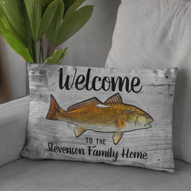 Willkommen Fischen Rotbarsch Familie Name Zuhause  Dekokissen (Von Creator hochgeladen)