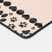 Willkommen Hund Paws Black&White Polka Dot auf Pin Schreibtischunterlage (Ecke)