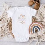 Willkommen im neuen Bodysuit der Welt Baby Strampler<br><div class="desc">Schönes Kleid,  das sagt: "Willkommen in der Welt süße Kleine" für das besondere Neugeborene! Passendes Packpapier,  Papiertaschentuch,  Karten und Aufkleber vorhanden!</div>