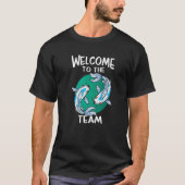 Willkommen im Team Koi Fish Yin und Yang T-Shirt (Vorderseite)