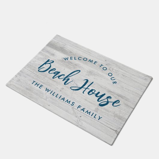 Willkommen in unserem Beach House Script Fußmatte (Schrägansicht)