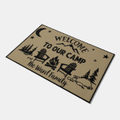 Willkommen in unserem Camp Rug, Camping Liebhaber  Fußmatte (Schrägansicht)