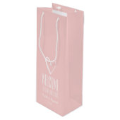 Willkommen in unserem Hochzeitsrosa Geschenktüte Für Weinflaschen (Vorderseite Schrägansicht)