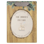 Willkommen in unserer rustikalen Hütte im Wald Klemmbrett (Vorderseite)