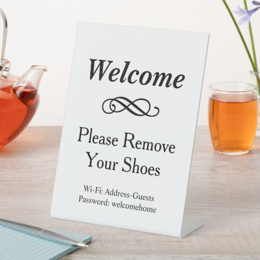 Willkommen Schwarz und Weiß Bitte Schuhe entfernen Sockelschild (In Situ)