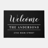 Willkommen Schwarz/Weiß Personalisierter Familienn Fußmatte (Vorderseite)